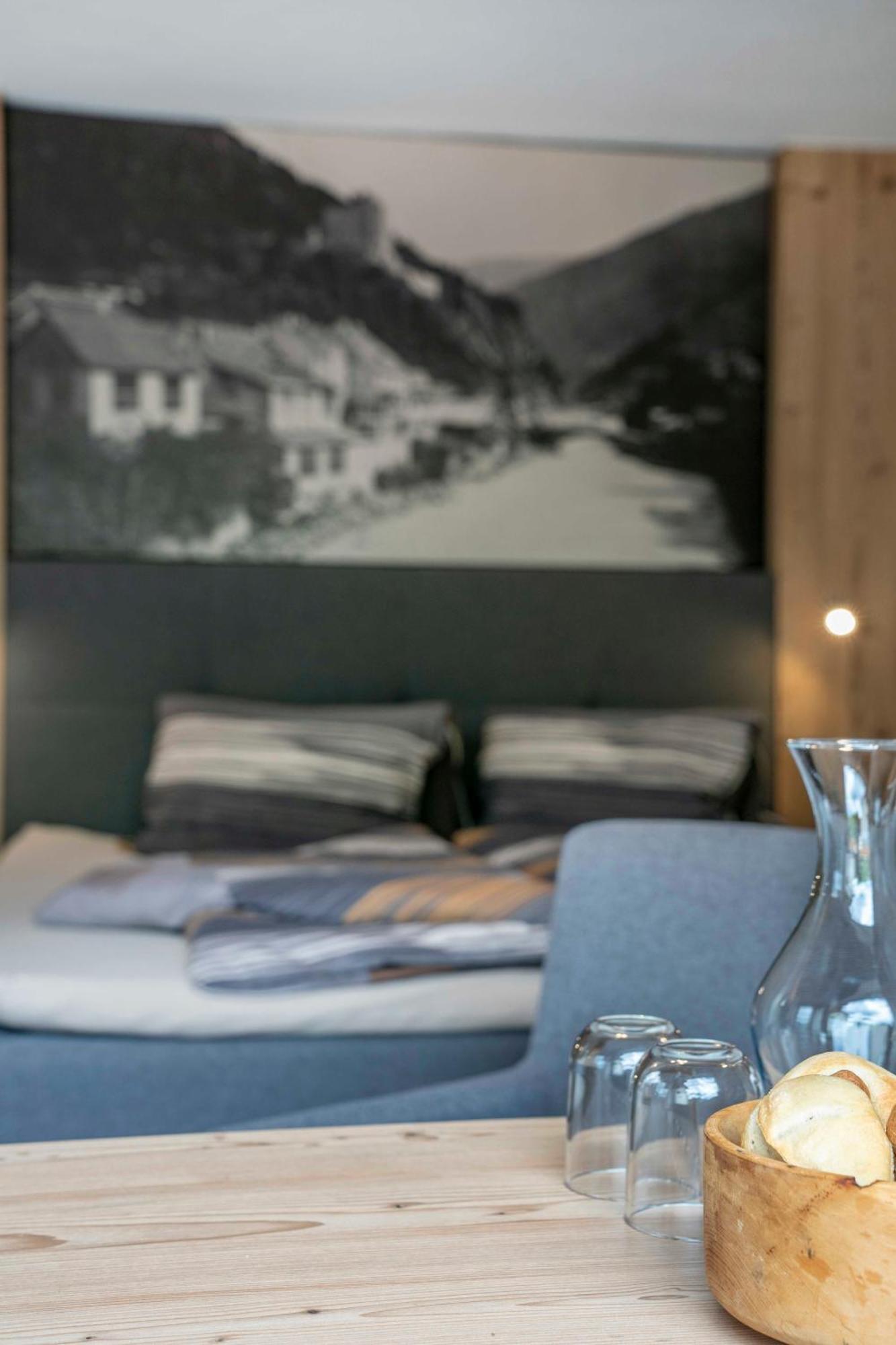 Landhaus Zangerl - Kobelerhof Landeck Kamer foto