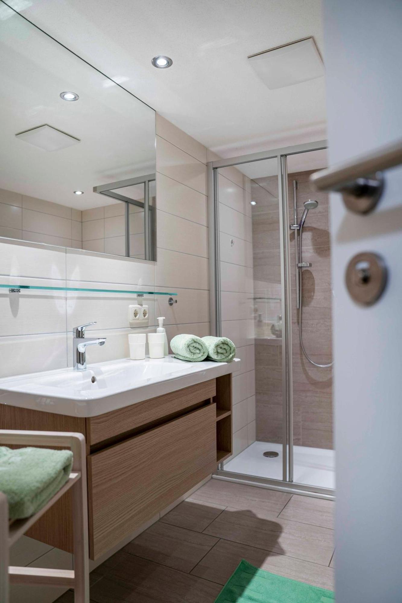 Landhaus Zangerl - Kobelerhof Landeck Kamer foto