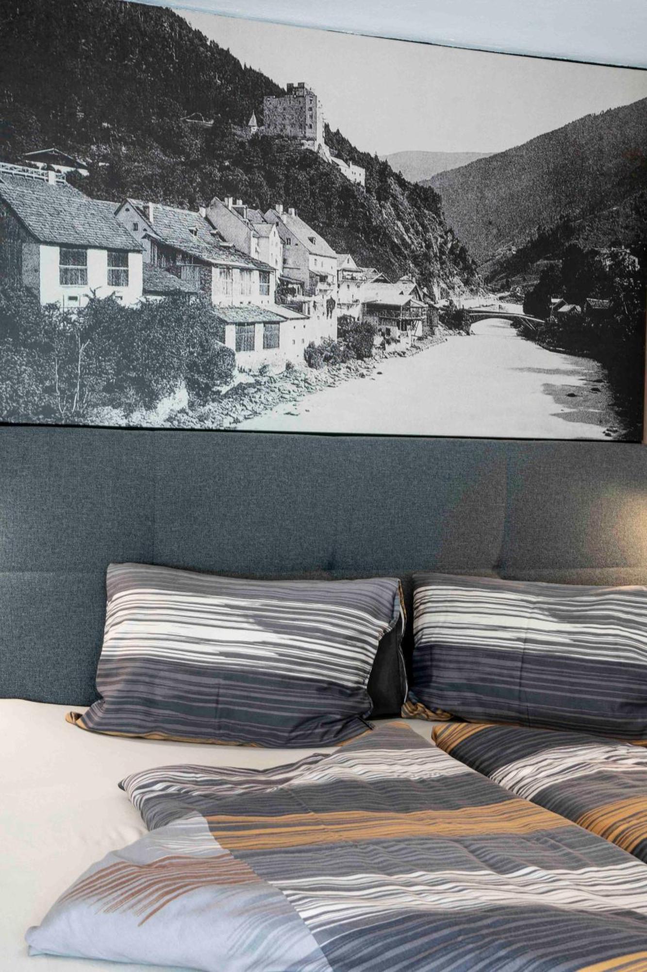 Landhaus Zangerl - Kobelerhof Landeck Kamer foto
