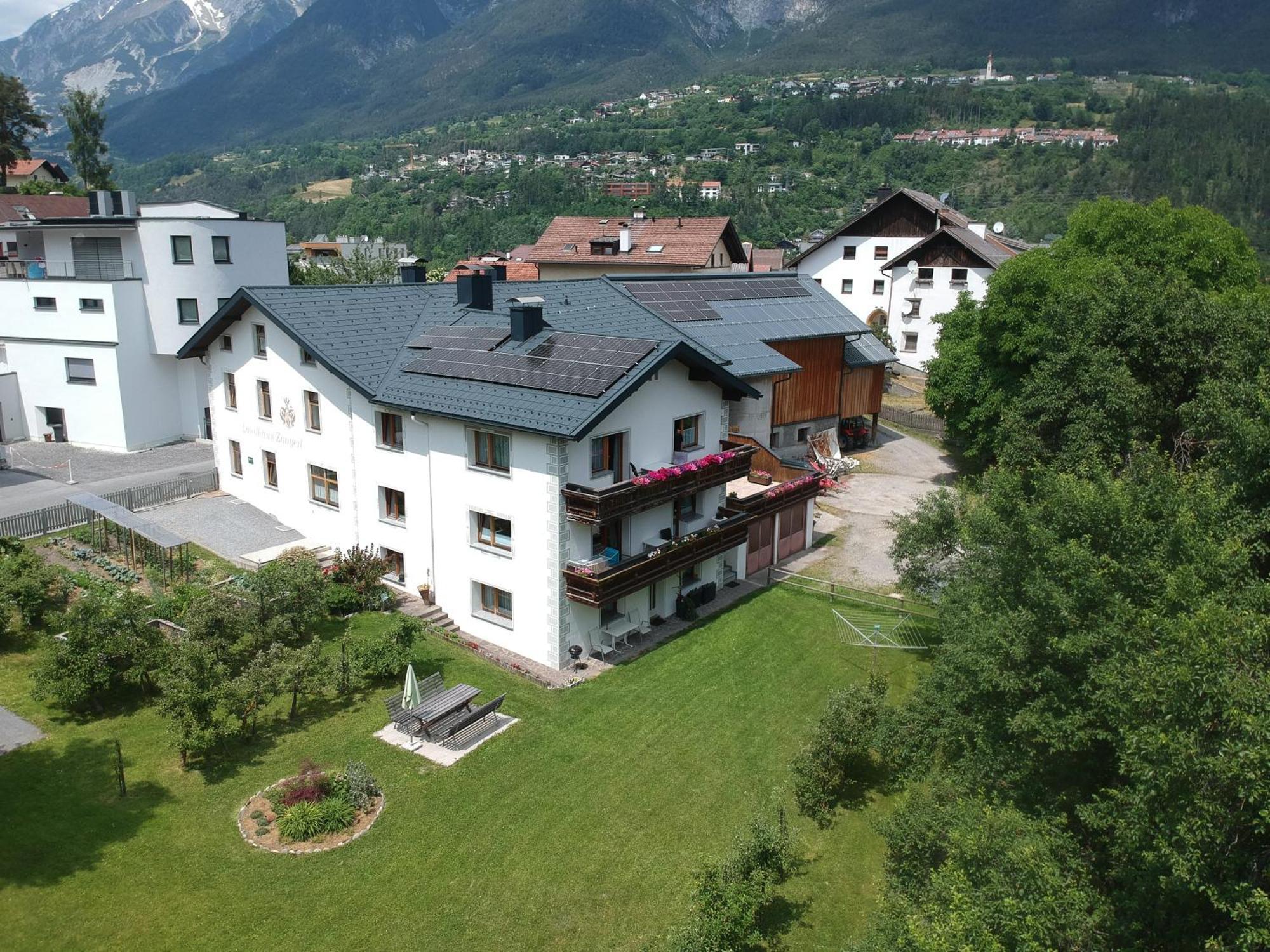 Landhaus Zangerl - Kobelerhof Landeck Buitenkant foto